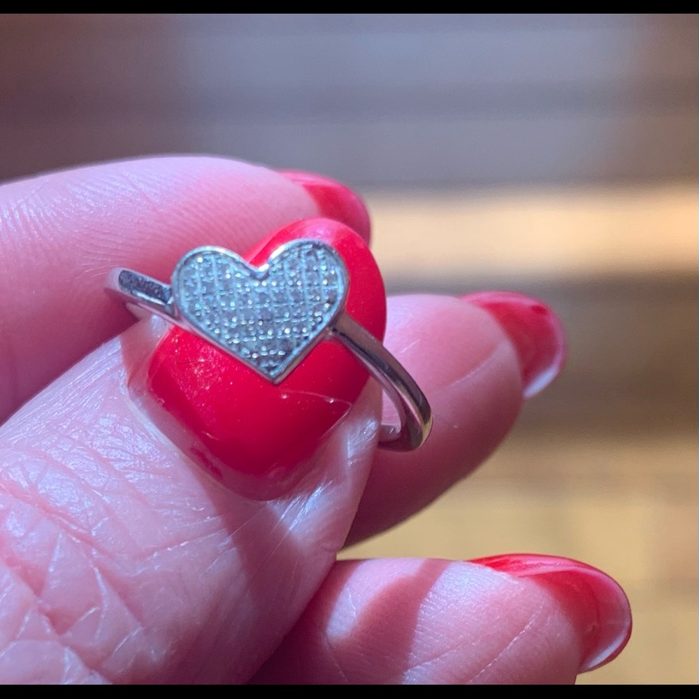 Beautiful 14k white gold ring - Picture 1 of 11